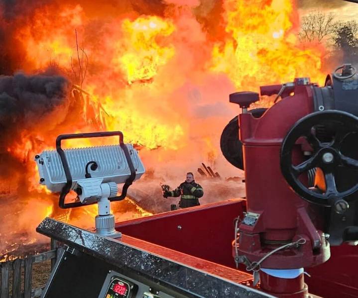 Firefighters battle fire that spread to four homes in Central City