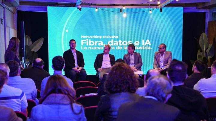 Express Telecomunicaciones debatió con referentes regionales sobre conectividad e inteligencia artificial