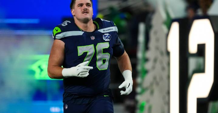 Pre-Snap Reads 11/4: Grey Zabel looking ‘real’ for Seahawks in rookie campaign