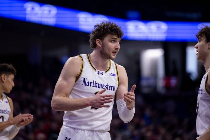 College basketball: Northwestern beats Boston University 76