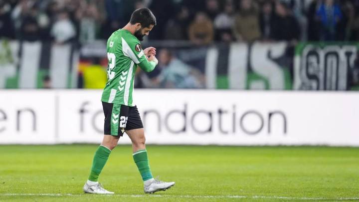 Triunfo europeo sufrido y malas noticias para el Betis a las puertas del derbi ante el Sevilla