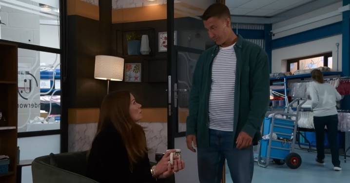 Coronation Street fans  'very distracted' by same Ryan Connor detail after clear demand