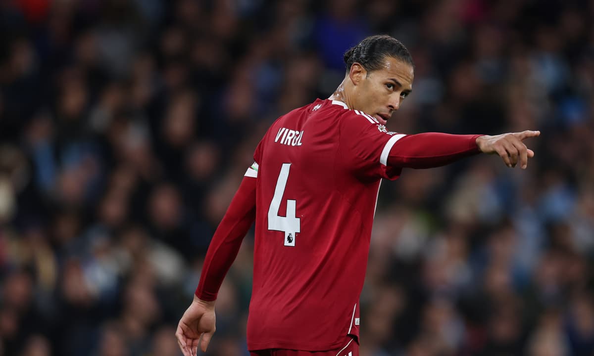 Virgil van Dijk issues Liverpool FC Premier League warning after Arsenal and Man City pull clear