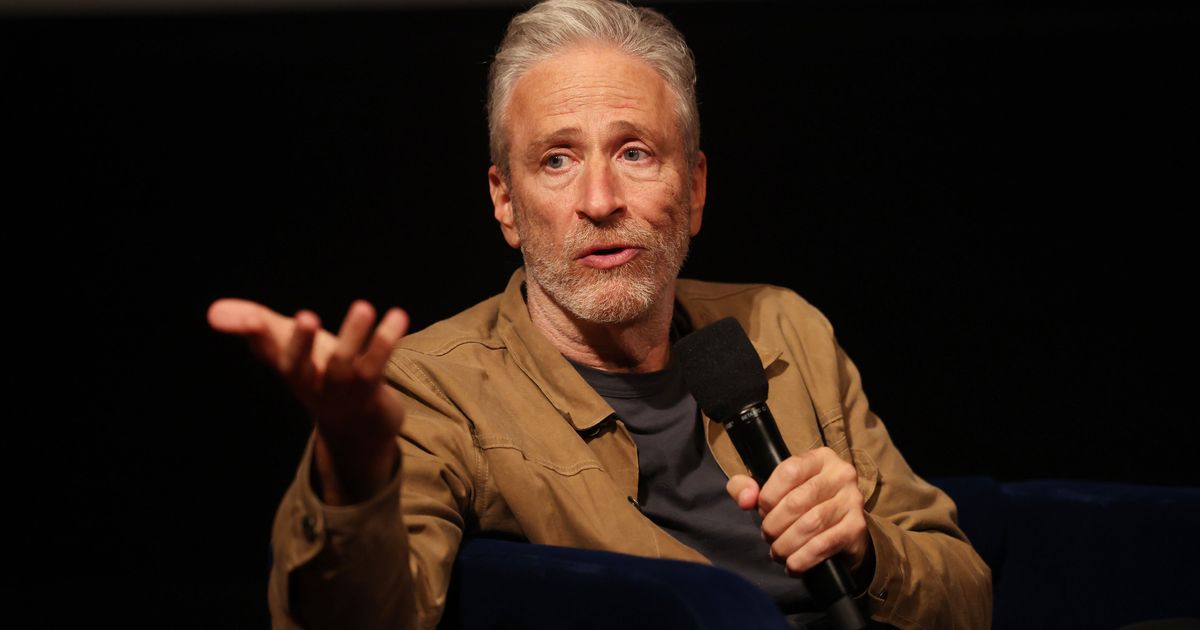 Jon Stewart Will Stay at ‘The Daily Show’ for Another Year