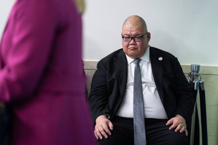 Casa Blanca restringe parcialmente acceso de periodistas a oficina de prensa