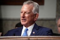 Tuberville to introduce bill requiring ride share drivers to be able to speak English