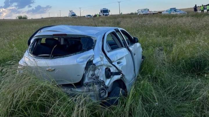 Accidente fatal: un joven de 21 años murió en un trágico vuelco sobre la ruta 226
