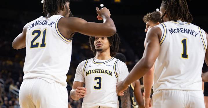 Michigan Basketball survives overtime scare from Wake Forest