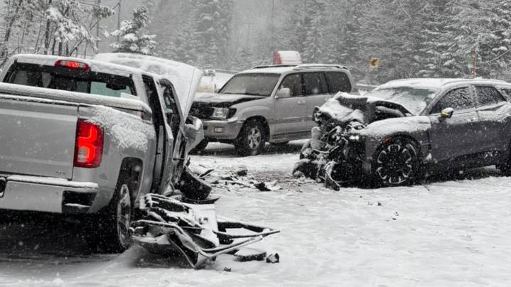 Stevens Pass reopened after 3-car crash closed the roadway Tuesday