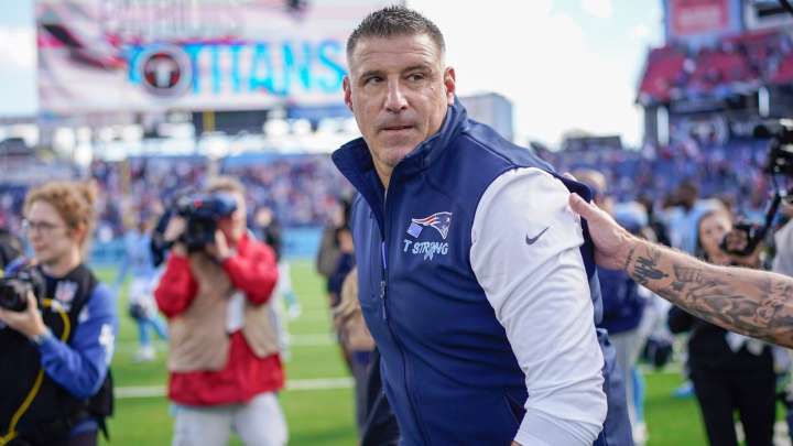 ESPN Writer Predicts Huge Honor For Patriots’ Mike Vrabel