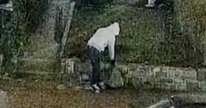 FBI throws cold water on story suggesting Capitol Police officer was Jan. 6 pipe bomber