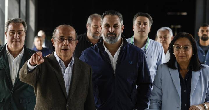 Vox muestra optimismo ante la posibilidad de acuerdo en Valencia, pero no da nada por cerrado: «Vamos avanzando»