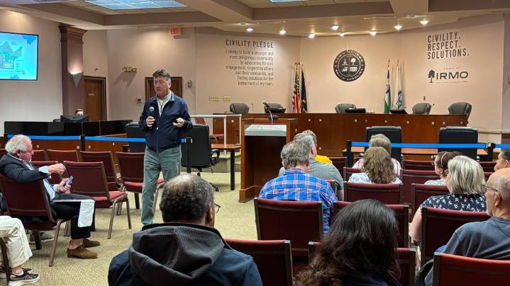 Irmo residents discuss traffic worries with developers of Water Walk during public meeting