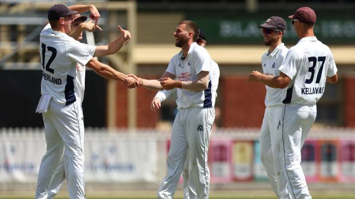 Nottinghamshire re-sign Fergus O'Neill for 2026 and 2027 Championship