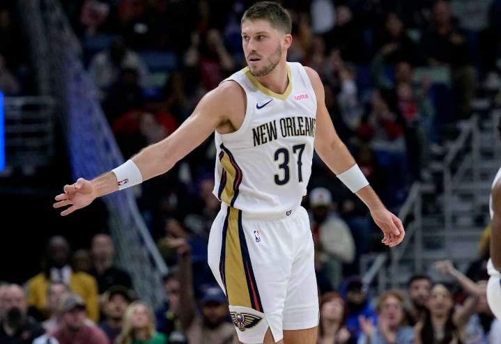 Former Celtics forward signs with EuroLeague team