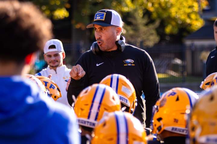 Staten Island HS football: Thanks to strange CHSFL rule, St. Peter’s will now play Xavier, not Sea in semifinals