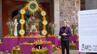 Sheinbaum dedica ofrenda del Día de Muertos en Palacio Nacional a las mujeres indígenas
