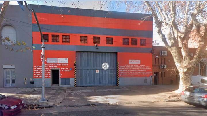 Delincuentes entraron a robar una fábrica y un trabajador murió descompensado