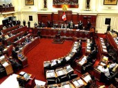 Congreso: Aprueban establecer los sábados como días no laborables para quienes profesan una religión