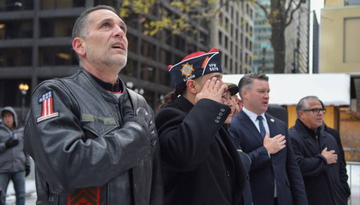 Veterans gather in Daley Plaza to commemorate 250th anniversary of Marine Corps: 'Here's to 250 more'