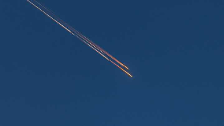 Photos show fireball in Central Florida sky. What caused mystery streak?