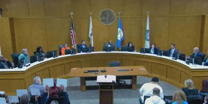 Rock Island service providers discuss amendments to social service ordinance