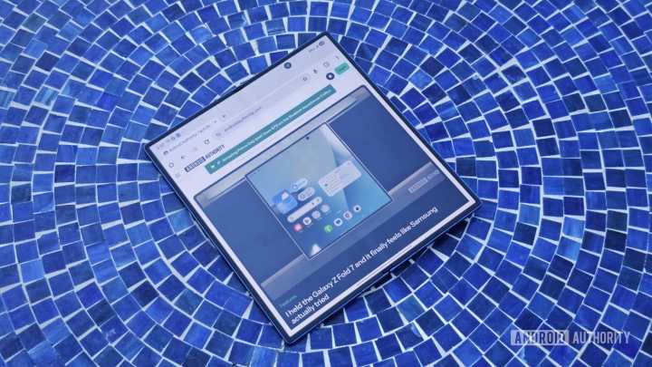 Save $420 on the Samsung galaxy Z Fold 7!