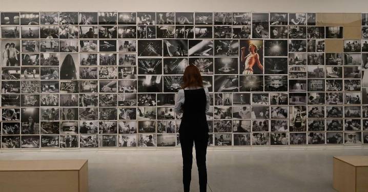Galería | Wonderland, la exposición que repasa la trayectoria de Annie Leibovitz llega a la Fundación Marta Ortega Pérez