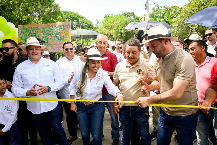 Alcaldía fortalece la conectividad rural con 1,2 kilómetros de placa huella en Chucuní
