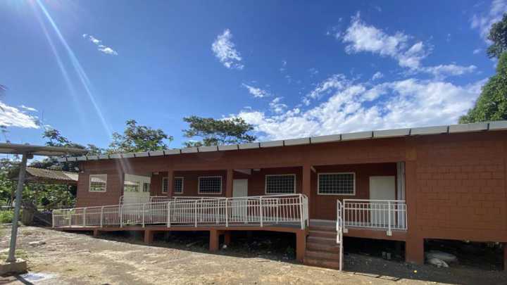 Fondo Paz y Findeter entregaron seis sedes educativas renovadas en el Bajo Calima, Buenaventura