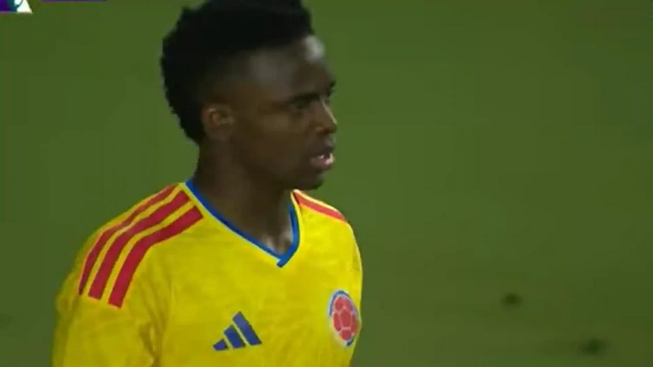 Johan Carbonero entró y marcó el segundo gol de Colombia ante Nueva Zelanda