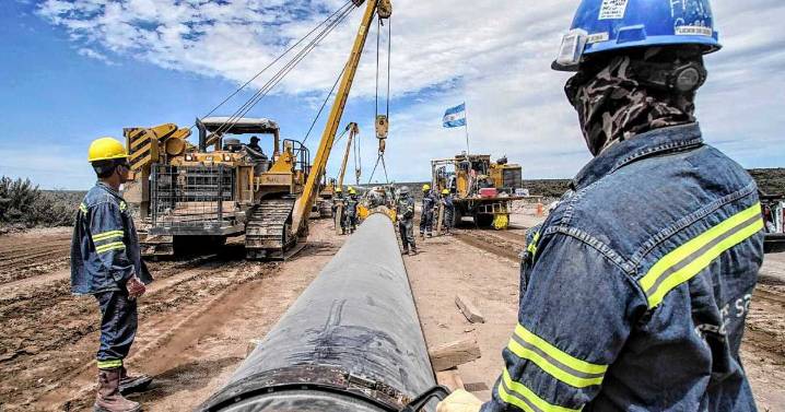 Fotogalería | El avance del Oleoducto Vaca Muerta Sur: soldaduras, récords y el inicio de la etapa final