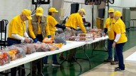 Hundreds of meals given to first responders after Louisville UPS plane crash