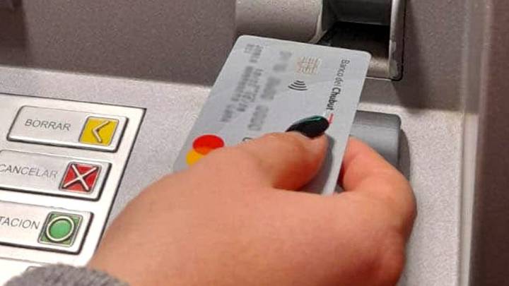 El miércoles les depositan a jubilados y el jueves a empleados