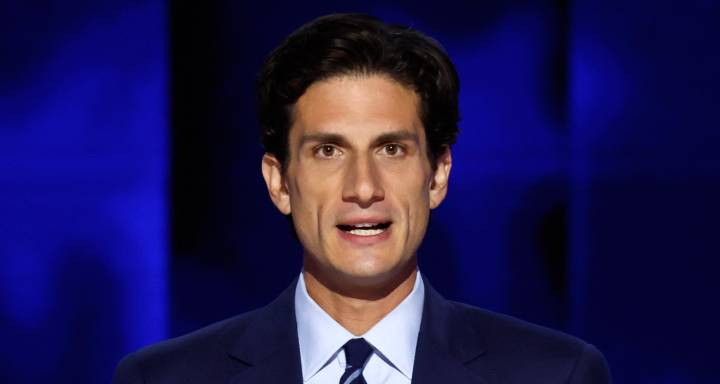 John F Kennedy’s Grandson Jack Schlossberg Announces Congressional Run | jack schlossberg, Politics 
