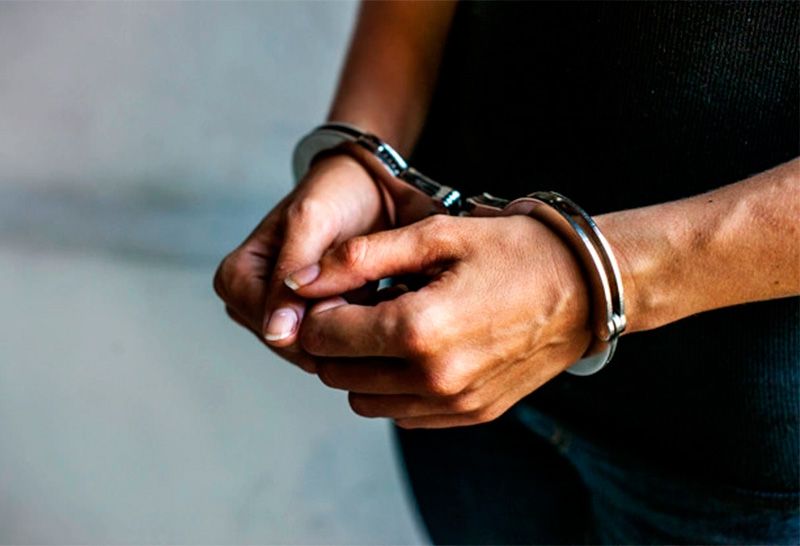 Detuvieron a un violento sujeto: le arrancó los aros y le produjo cortes en las…