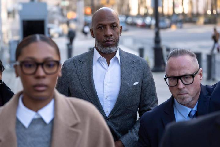 NBA coach Chauncey Billups pleads not guilty in rigged poker games case