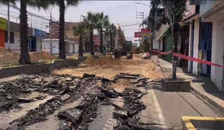 Dirigente de Ciudad Nueva acusa irregularidades en obra de la Avenida Internacional