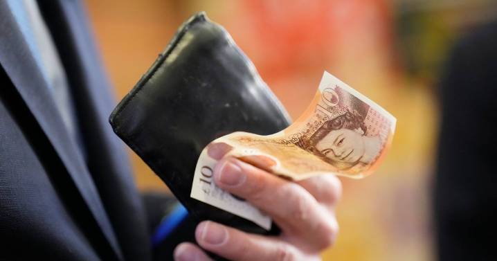 DWP Christmas Bonus payments dates and who is eligible for the extra cash