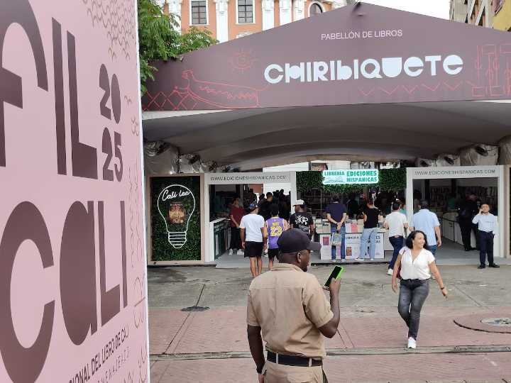 FIL Cali cerró con éxito su décima edición: Carolina Sanín y Humberto de la Calle brillaron en la jornada final