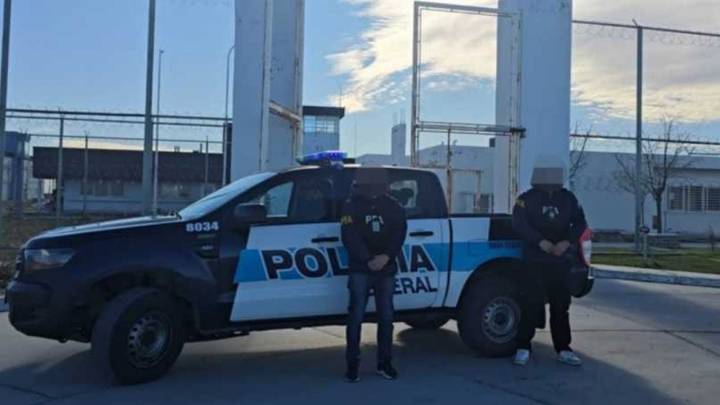 Allanaron la casa de un futbolista profesional acusado de tener MASI en sus dispositivos electrónicos