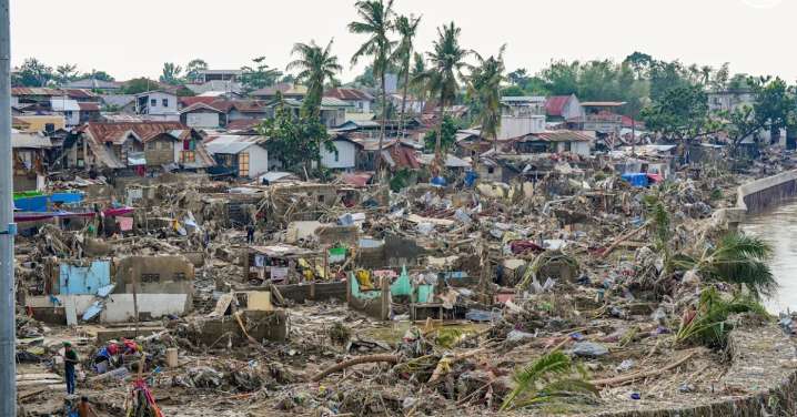 Registra Vietnam al menos 43 muertos tras una semana de lluvias torrenciales