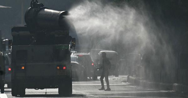 Delhi: 23 of 39 monitoring stations record AQI above 400 in ‘severe’ category
