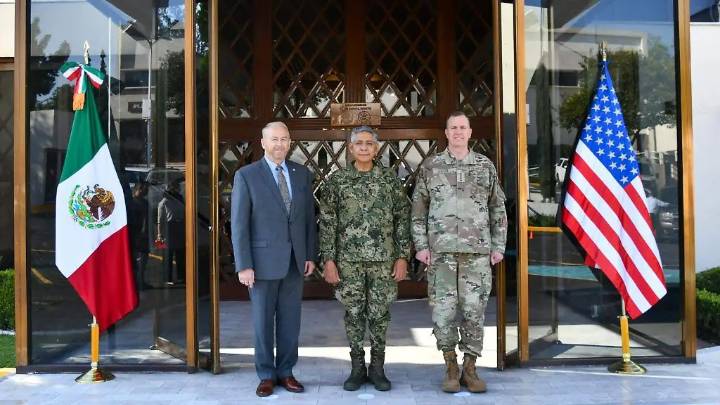 Fortalece Semar coordinación con Comando Norte y embajador de EU