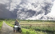 Indonesia activa nivel de advertencia tras la erupción del volcán Semeru y evacúa a cientos de residentes