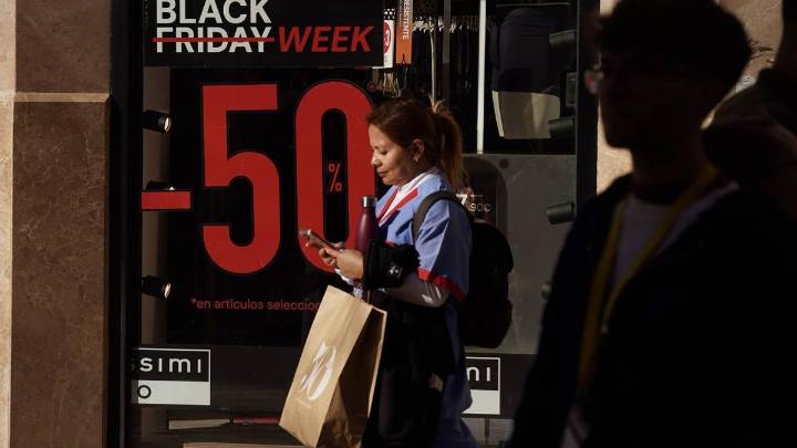 El Black Friday llega los comercios de Málaga este viernes: descuentos para anticipar las compras navideñas