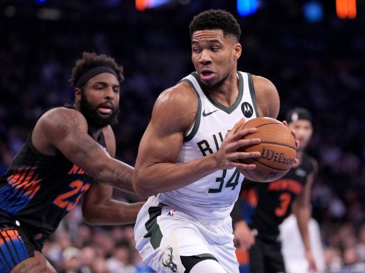 Giannis Antetokounmpo dominates in return to Bucks' lineup