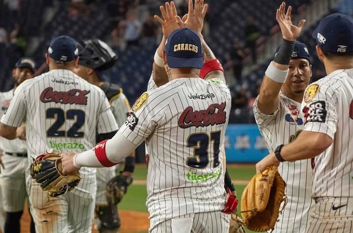 Leones del Caracas deja en el terreno a Bravos de Margarita
