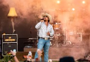 Country star falls off stage mid-song, but doesn’t miss a beat: ‘It happens’