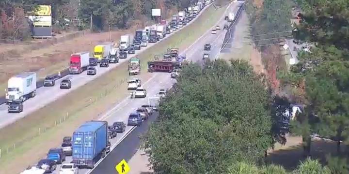 All lanes of I-95 completely blocked at GA, SC state line